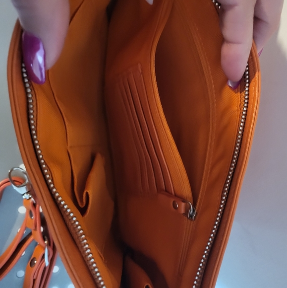 NWOT DANIER Orange Leather  Clutch/Wristlet/Crossbody - Picture 4 of 5